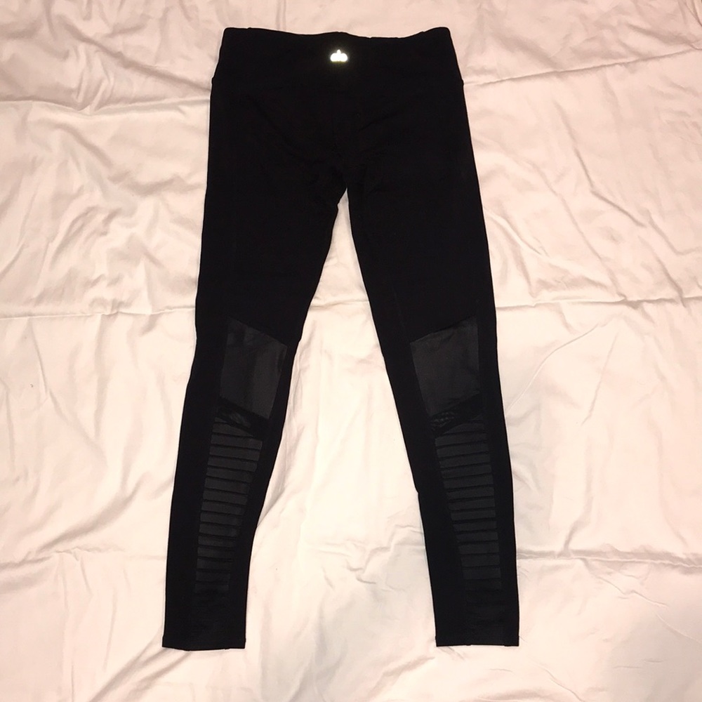 Alo moto leggings!!